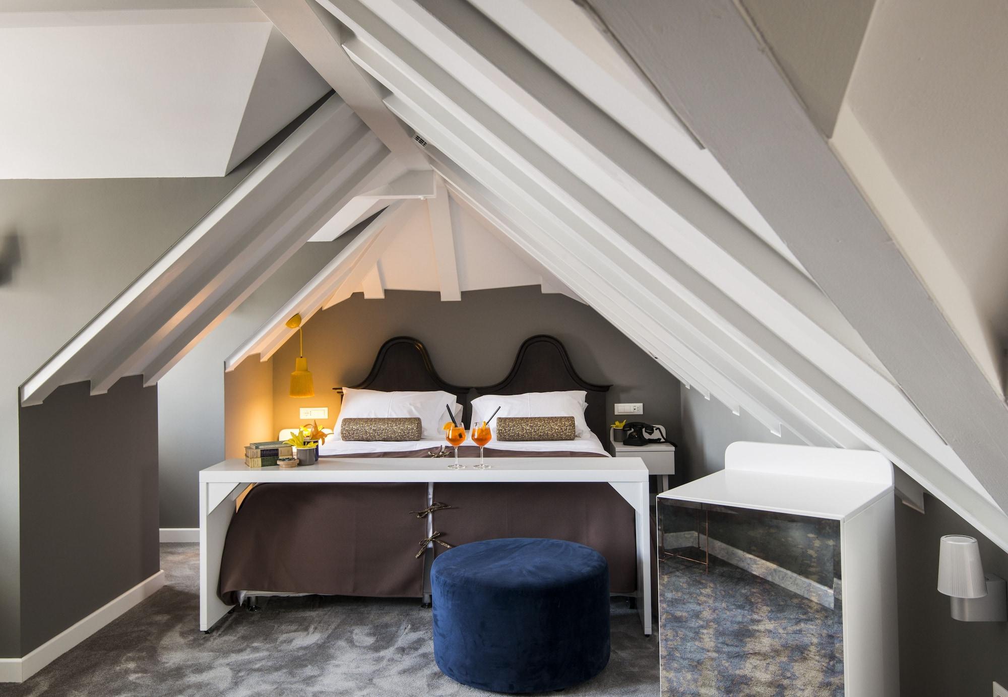 XII Century Heritage Hotel Трогир Екстериор снимка