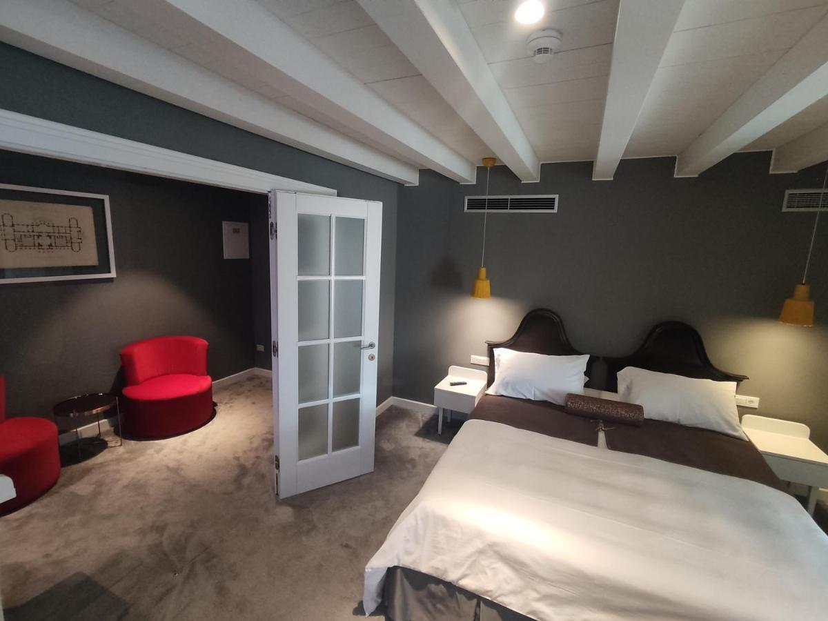 XII Century Heritage Hotel Трогир Екстериор снимка