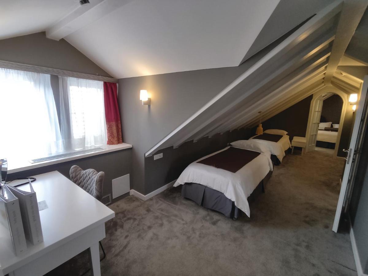 XII Century Heritage Hotel Трогир Екстериор снимка