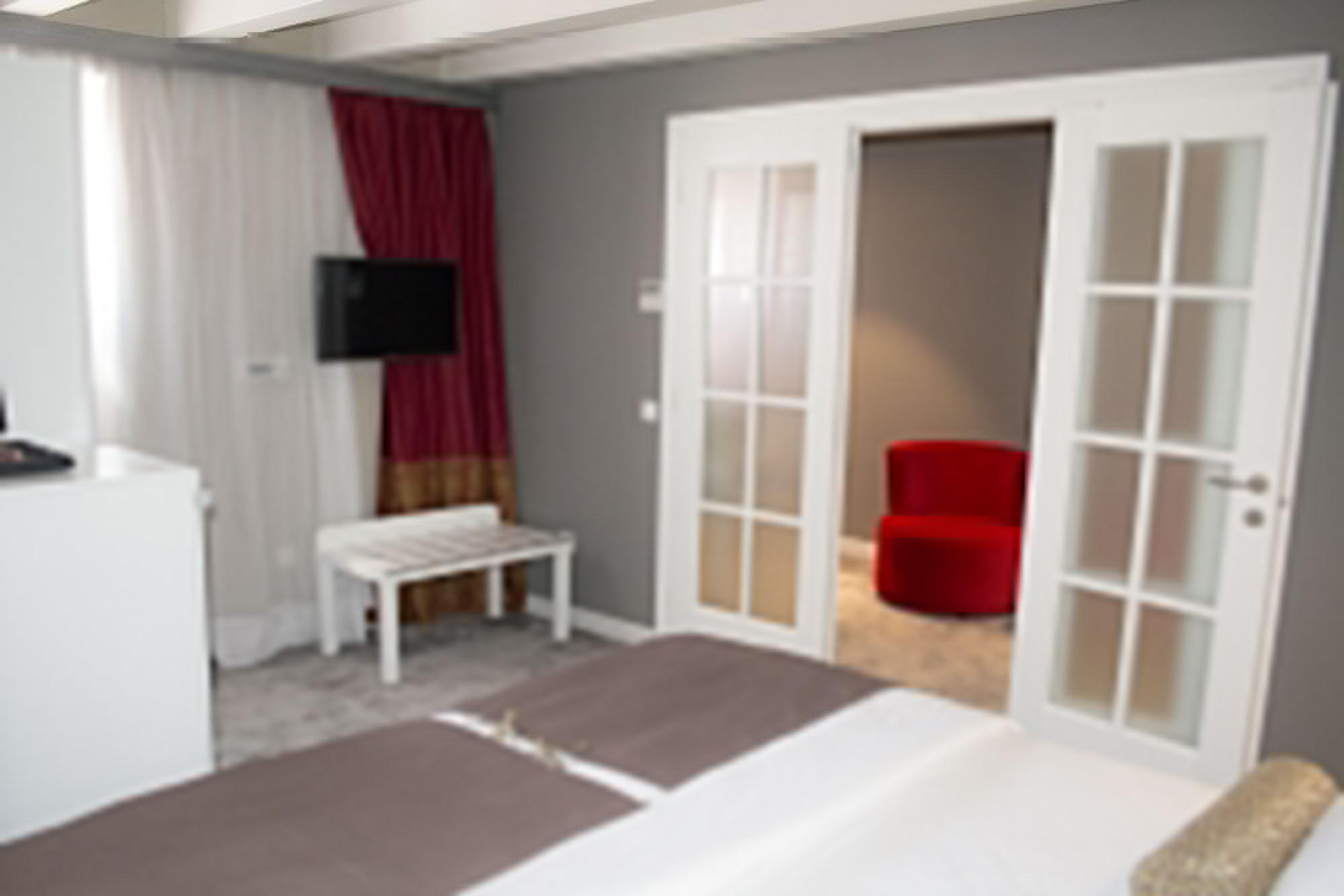 XII Century Heritage Hotel Трогир Екстериор снимка