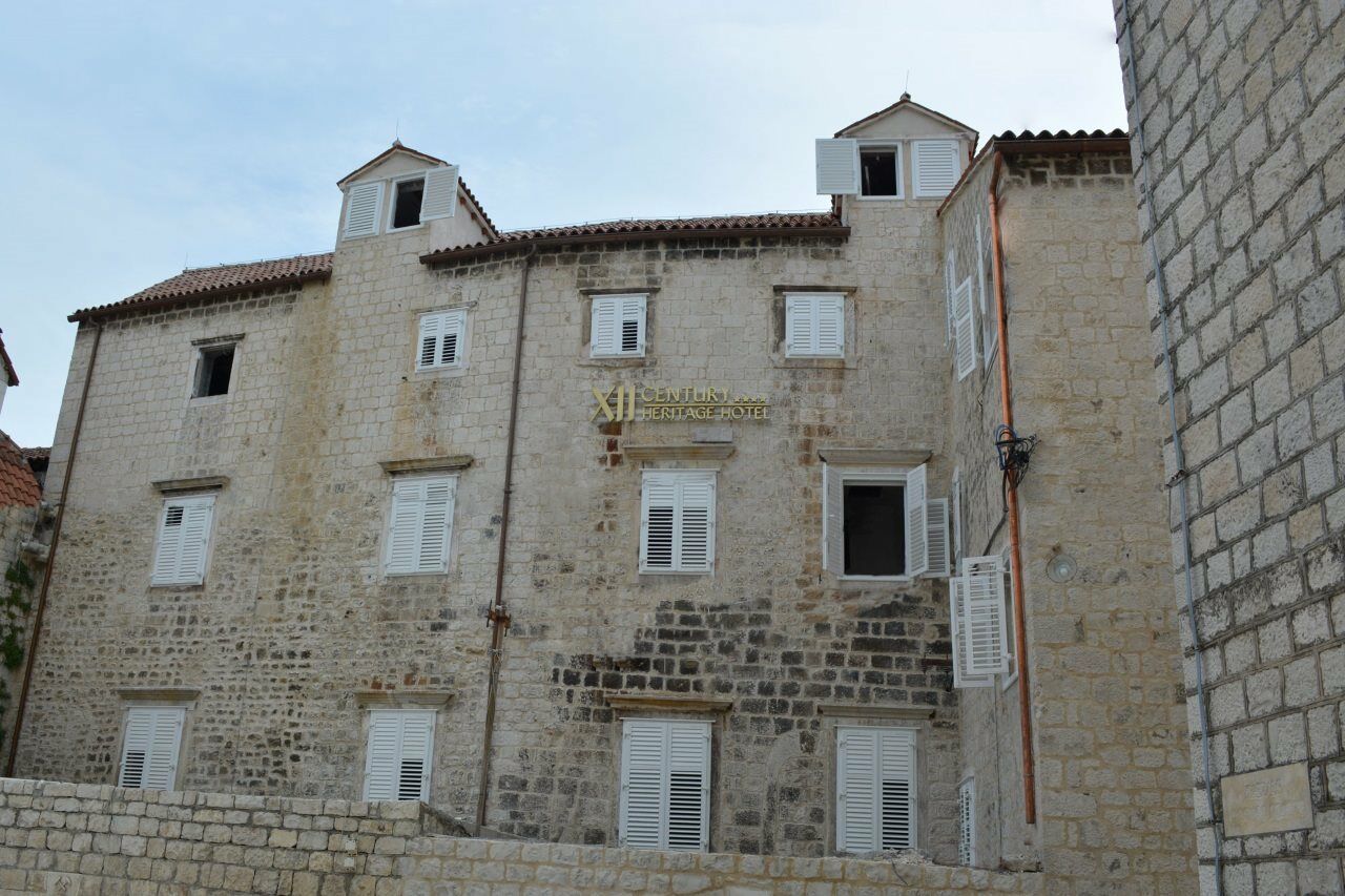 XII Century Heritage Hotel Трогир Екстериор снимка